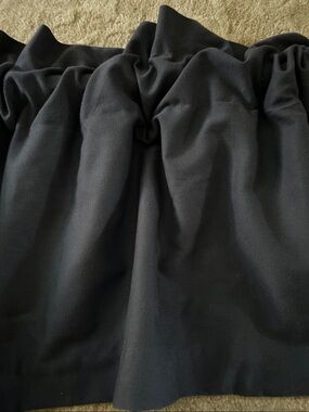 Pair of NAVY VALENCES